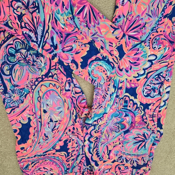 Lilly Pulitzer pants - Picture 2 of 4